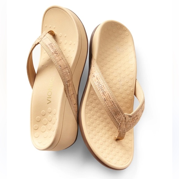 Vionic Shoes - Vionic high tide Tan Flip Flops with cork façade size 7